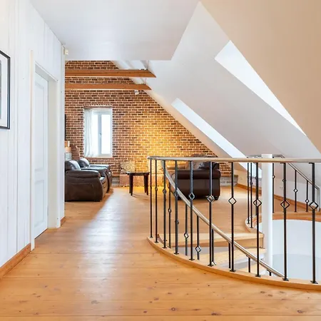 Apartament Old Town - Premium Medieval House Tallin