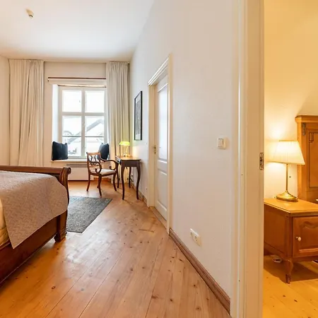 Old Town - Premium Medieval House Apartment