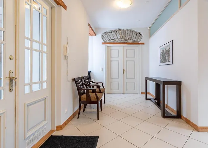 Old Town - Premium Medieval House Apartment