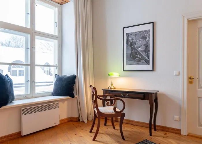 Apartment Old Town - Premium Medieval House Tallinn