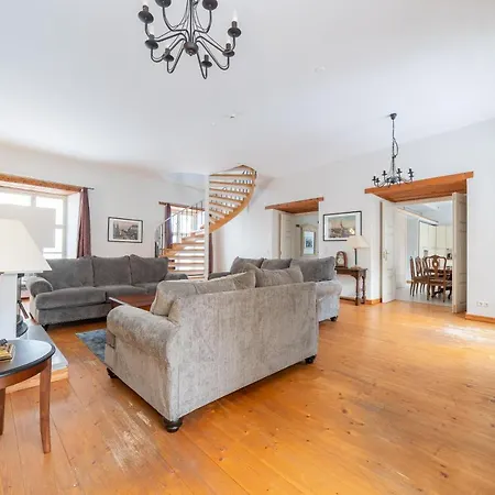 Old Town - Premium Medieval House Apartment