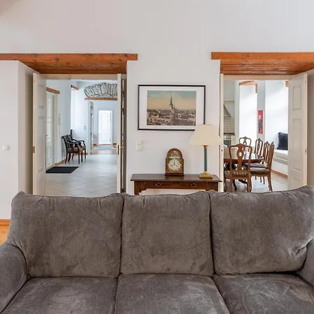 Old Town - Premium Medieval House Апартаменты Таллин