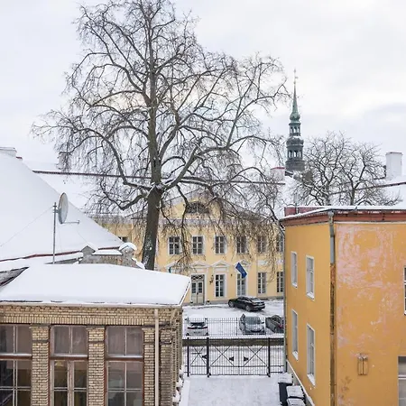 Old Town - Premium Medieval House *