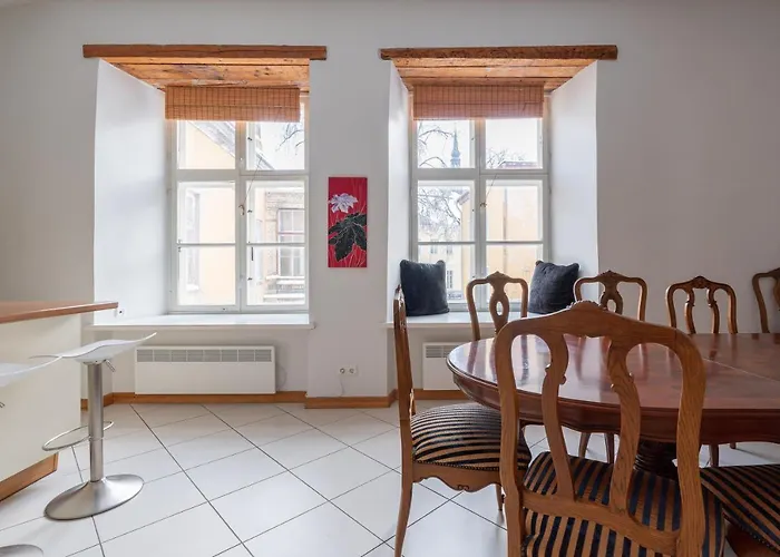 Old Town - Premium Medieval House Таллин