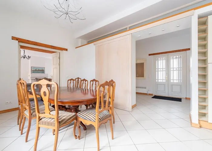 Old Town - Premium Medieval House